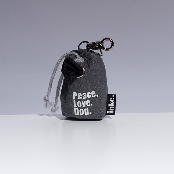 Distributeur de sacs - Peace.Love.Dog.